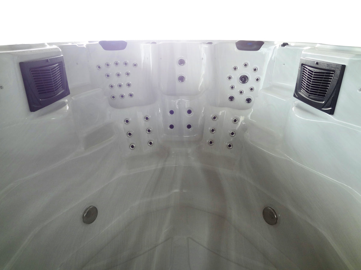 Selbstreinigender Swimspa ADRIATIC