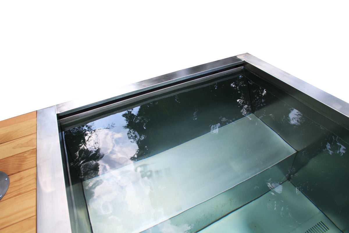 Hot Tub en acier inoxydable MATTERHORN incl. four à bois