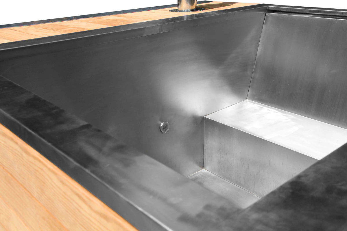 Hot Tub en acier inoxydable MATTERHORN incl. four à bois